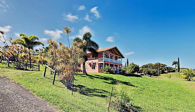 Big Island Getaway, Ocean View Paradise