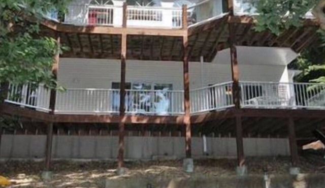 BIG ISLAND TIME Lakefront Family Vacation Home-4 Bd-3.5 Bth-Sleeps15-Cove-Dock