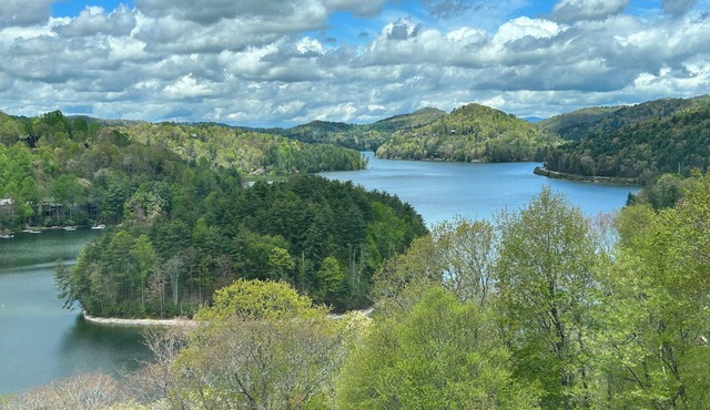 BIG LAKE GLEVILLE & MOUNTAIN VIEWS SPACIOUS QUIET HOME CLOSE TO TOWN