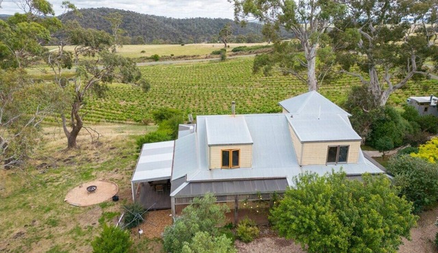 Big & Little Vine House at Zig Zag Winery
