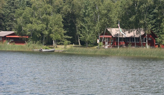 Big Mantrap Lake -- Family Cabin On the Water!