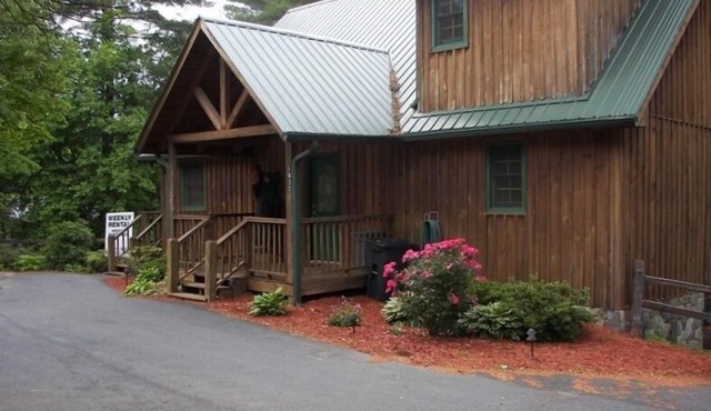 Big Nate Cabin on Lake with Water Trampoline