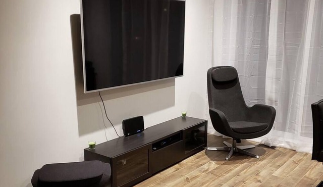 Big New House 🌟🌟🌟🌟🌟 20min Downtown Montreal