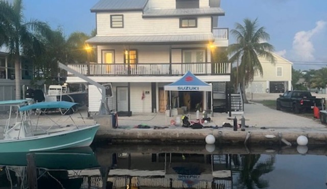 Big Pine Key, 3 BR, 2 1/2 Bath, Private Canal, Close to everything, KW