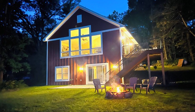 Big Red on Long Lake - Save 20%! New construction just an hour from the cities.