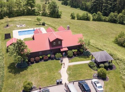 Big Sky Lodge - by The Chalets