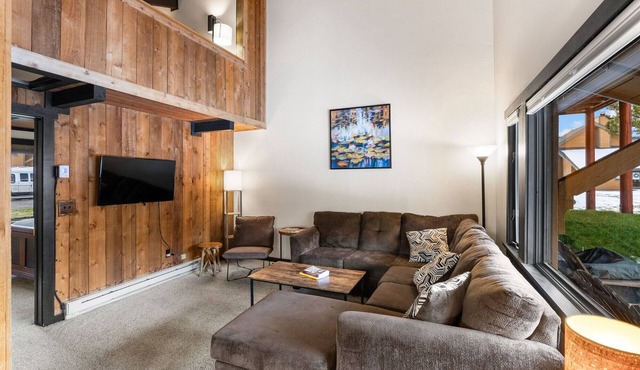 Big Sky Meadow Retreat 1 Bedroom Plus Loft