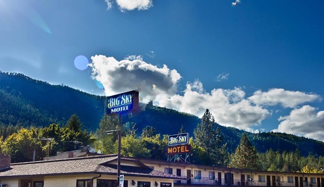Big Sky Motel
