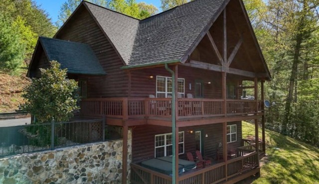 Big Sky Overlook - Hottub- Firepit - Pool Table