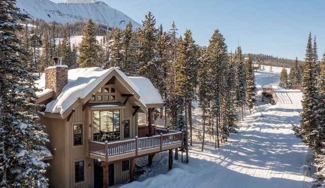 Big Sky Vacation Rentals: MMH 44 Cowboy Heaven