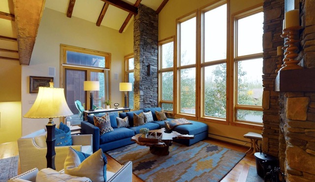 Big Sky Vacation Rentals: Black Eagle 16