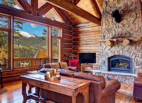 Big Timber Lodge by Ski Country Resorts