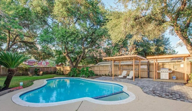 Bigger & Better - Tropical Oasis meets Texas Charm