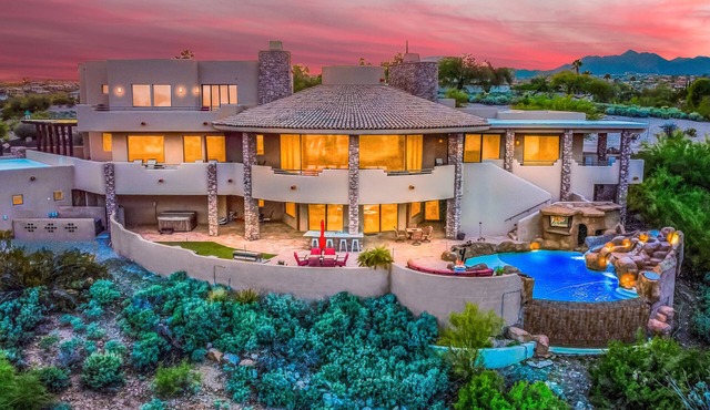 BIGGEST BEST MANSION In NE Scottsdale Area- VIEWS, Infinity Pool, MOVIE THEATER!