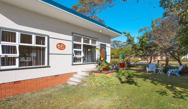 Bij's on the Beach – walking distance to beach