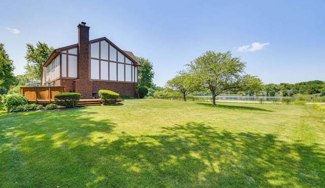 Bike & Kayak: Lakefront Prospect Heights Home