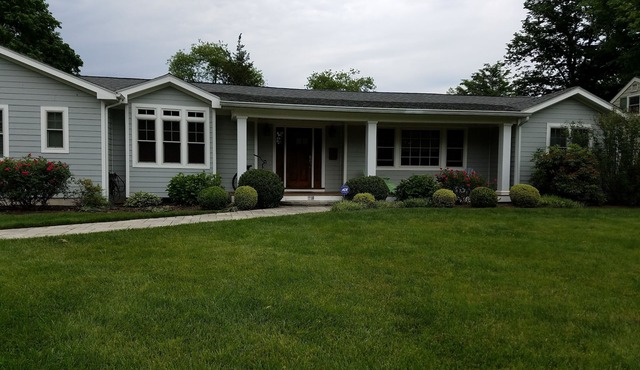 Bike to beach from family Shore house in quiet Sea Girt Estates