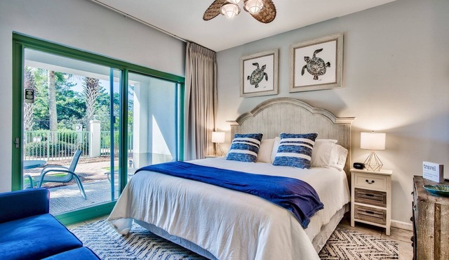 Bikes and beach chairs included!30A-Studio between Rosemary and Alys Beach