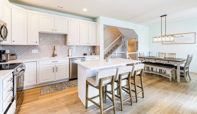 Bikes, Kayaks, Pool: Getaway 3 Mi to Bethany Beach