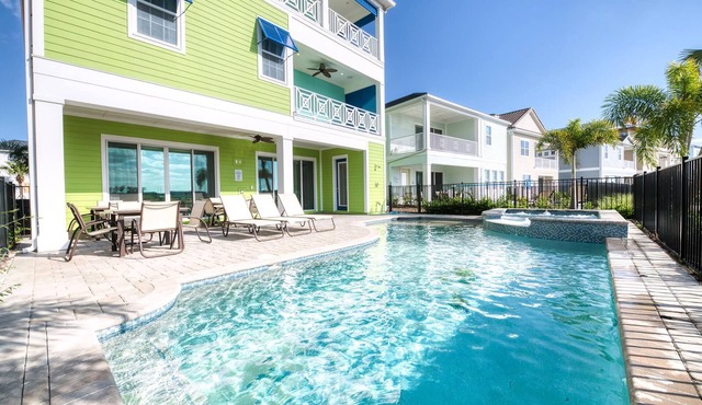 Bikini Bay Cottage with Private Pool near Disney and Margaritaville Resort &.