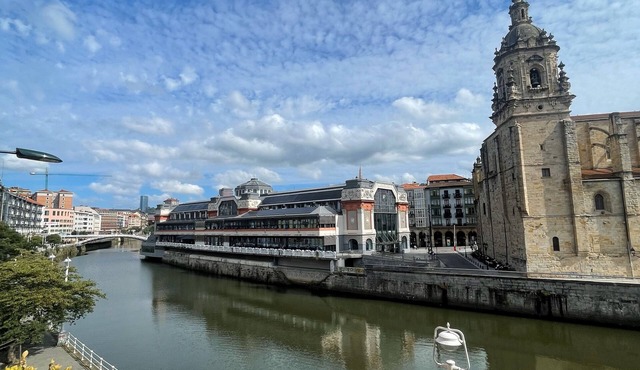 Bilbao with views of the Ría and San Antón church
