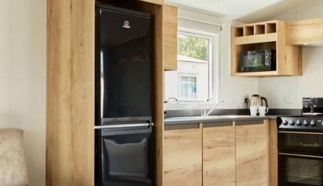 Billing Aquadrome Silver 3 Bed Caravan HF21