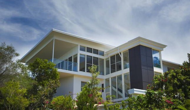 Bills on Boomerang - 2 min walk to the beach. Awesome Views!