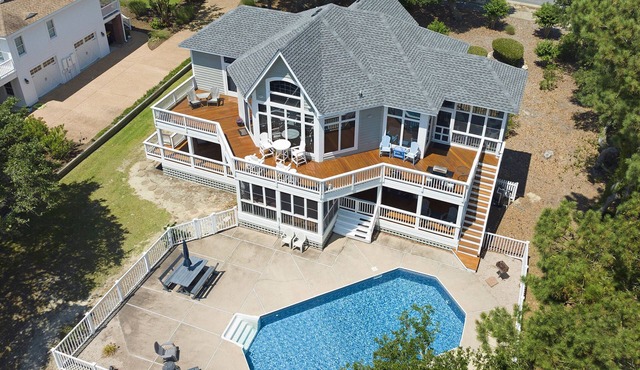 Billy's Banks: Private Pool, Spa, Golf Discounts