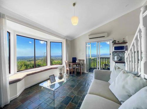 Bimbadeen Estate Villa 4