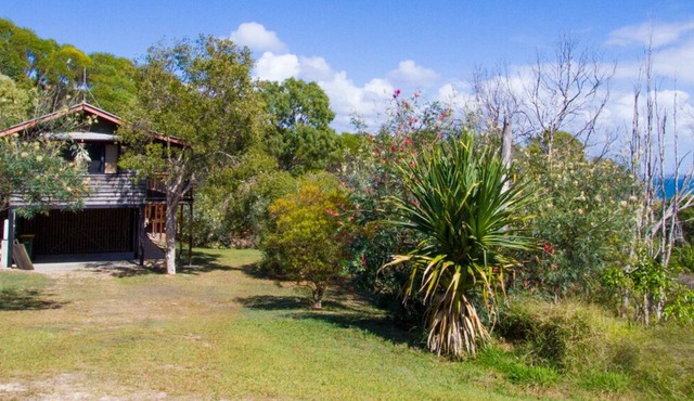 Bimbimbi: Unique 2-Bedroom, Serene Hideaway w/Gorgeous View in Historic 1770