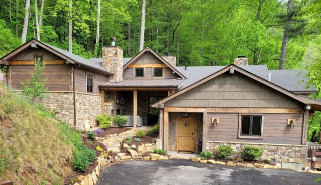 Birch Bay Retreat, a secluded, lake front residence at Bear Lake Reserve. n