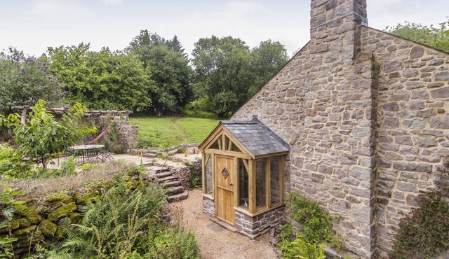 Birch Cottage - Eco Retreat