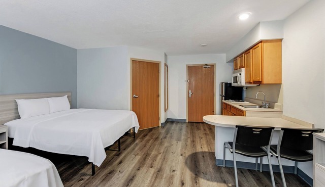 Birch Hill Suites Dayton - WP AFB