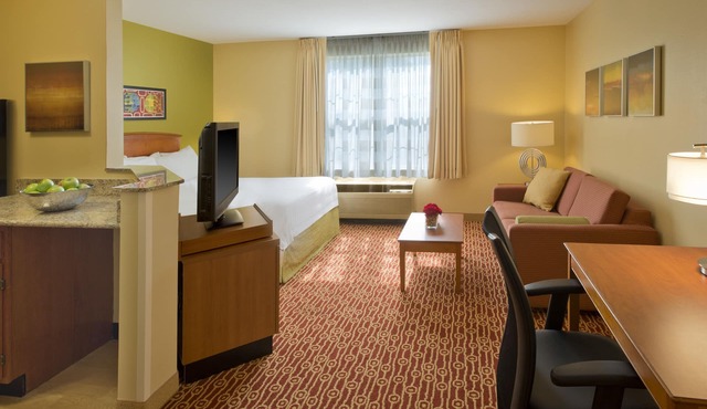 Birch Hill Suites Extended Stay - Blue Ash