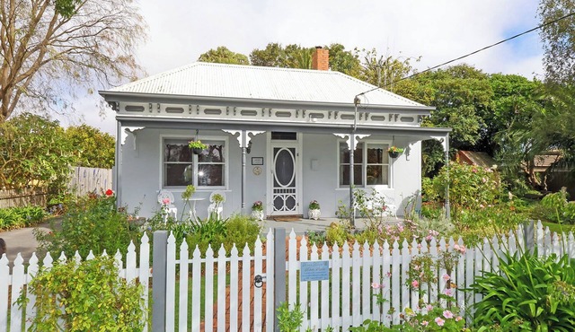 Birch House Koroit - Peaceful, Tranquil & Relaxing