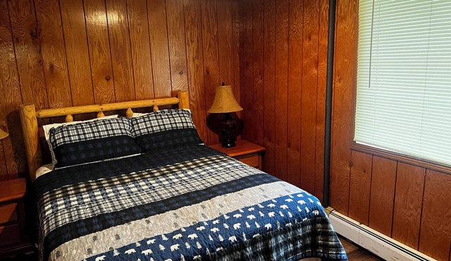 Birch Point Resort Black Cherry Suite #9