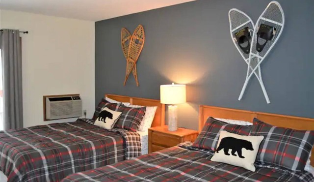 Birch Point Resort Condo #16 - Nelson Lake, Hayward
