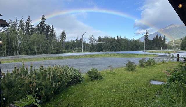 Bird Creek Motel