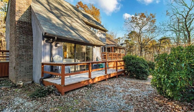 Bird Mountain Hideaway