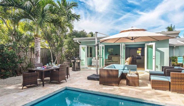 *BIRD of PARADISE* Elegant Home & Pool + LAST KEY SERVICES…