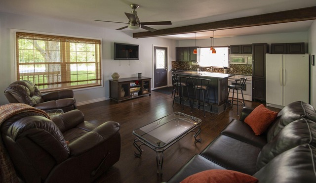 Bird's Nest at Hillman Marsh - Cute cozy cottage - WIFI now available!