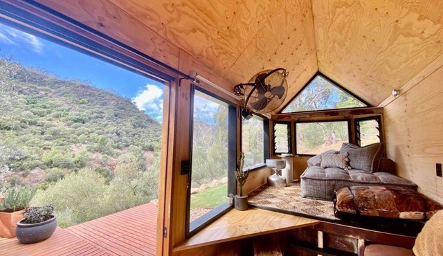 Bird - the Tiny House in the trees