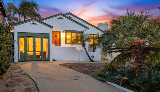 Birdrock Surf Cottage - walk to shops and restaurants