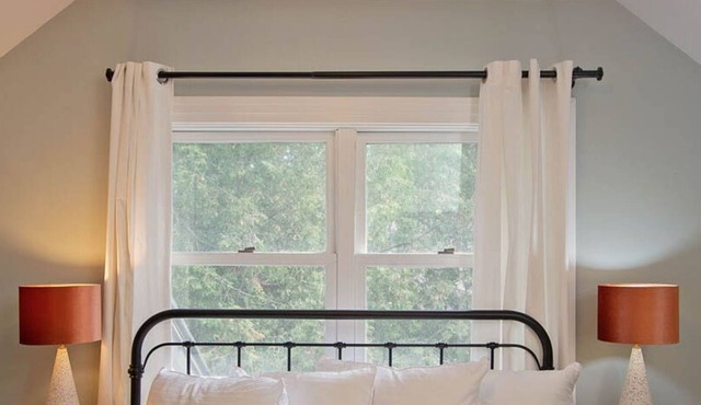 BirdSong Cottage, 3 Night Min.