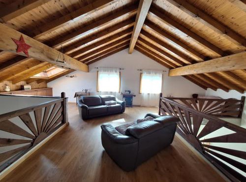 Birdy's House, duplex jusqu'à 9 pers à Savièse