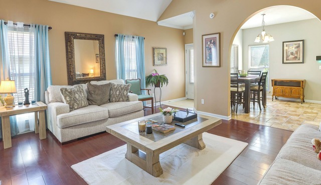 Birmingham Home w/Yard - 15 Mi to Downtown!