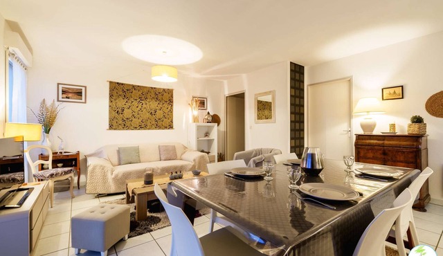 Biscarrosse Bourg- Charming two-bedroom apartment in town centre