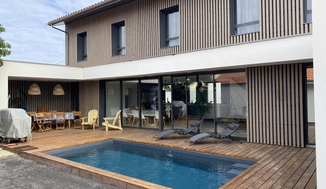 Biscarrosse Plage: 160 m² luxury villa 150 m from the ocean