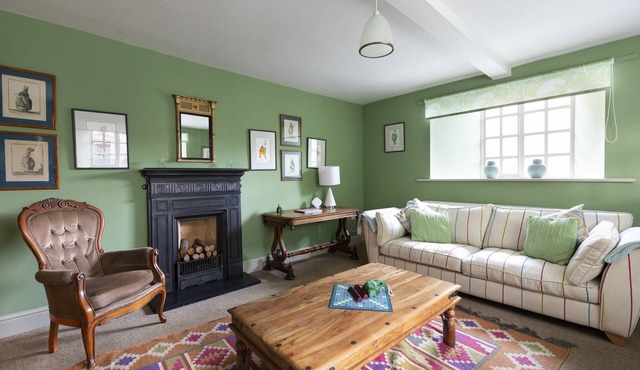 BISHOP LIGHTFOOT COTTAGE - A characterful and dog-friendly cottage