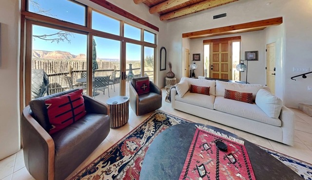 Bishops Lodge Villa Corazones | Pool Access